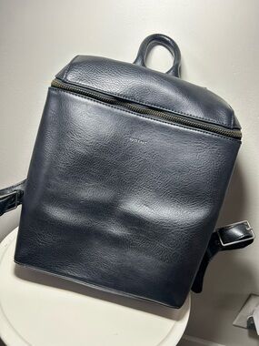 Matt & Nat Black Vegan Leather Square Backpack